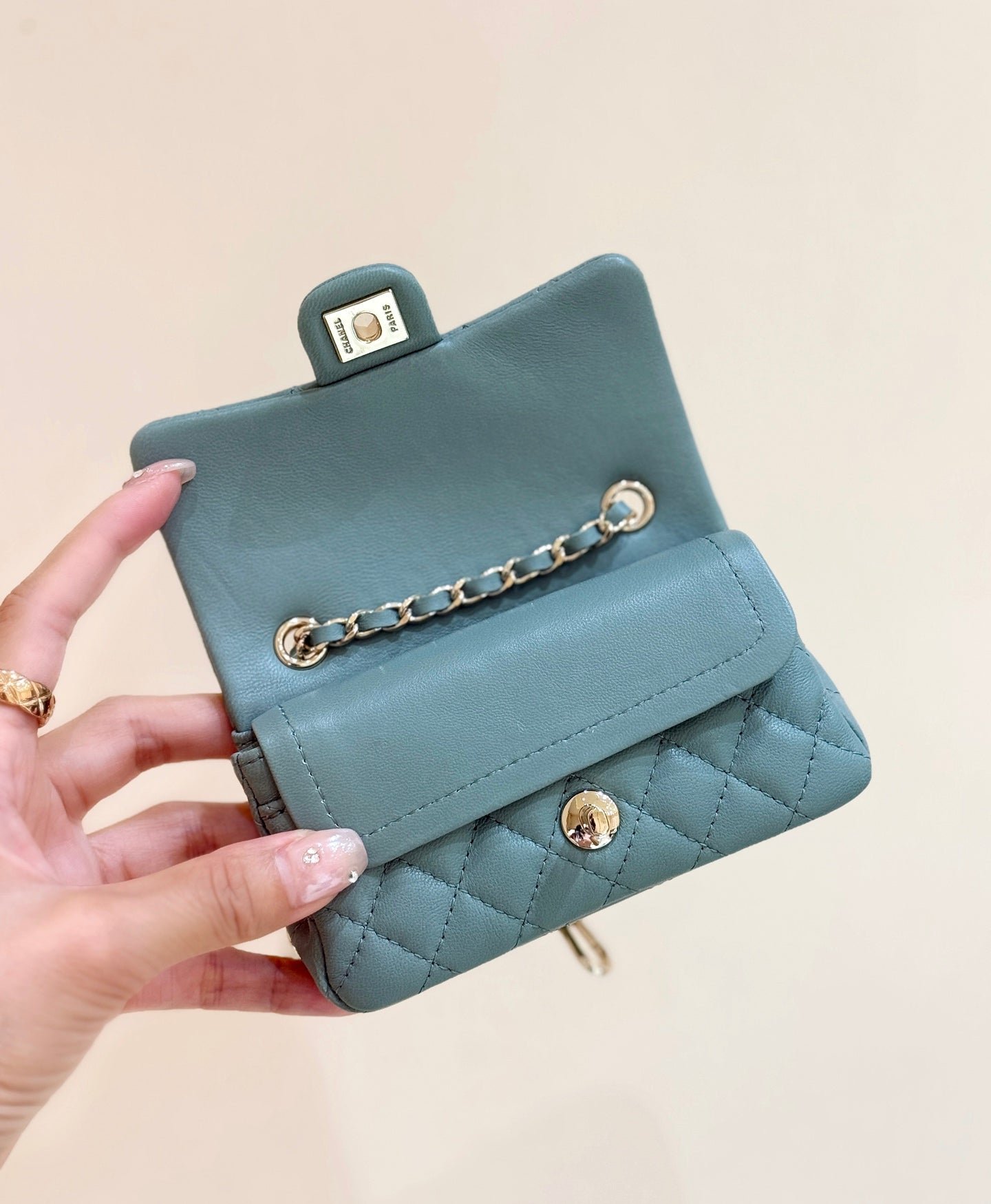 CHANEL 25S FLAP CHARM BAG 13 IN TEAL BLUE LAMBSKIN - Image 8
