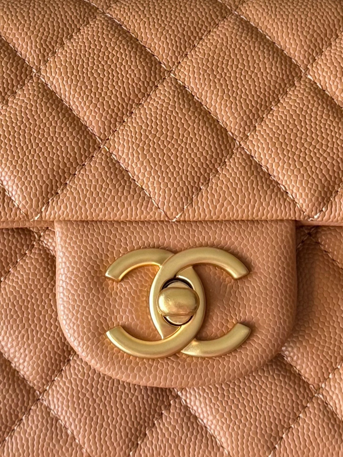 CHANEL 25S FLAP BAG 20 CM IN LIGHT BROWN CAVIAR LEATHER WITH GOLD HARDWARE - Image 14