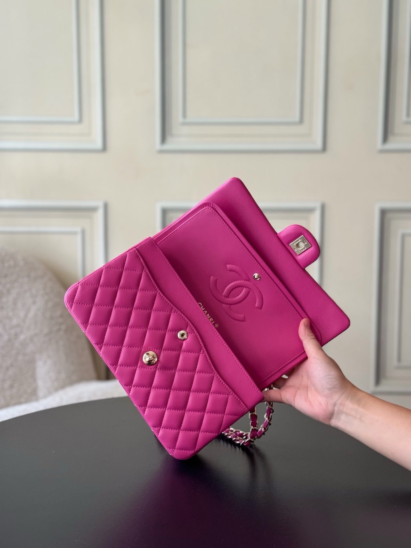 CHANEL 25S CLASSIC FLAP BAG 25 CM IN PINK LAMBSKIN WITH GOLD HARDWARE - Image 7