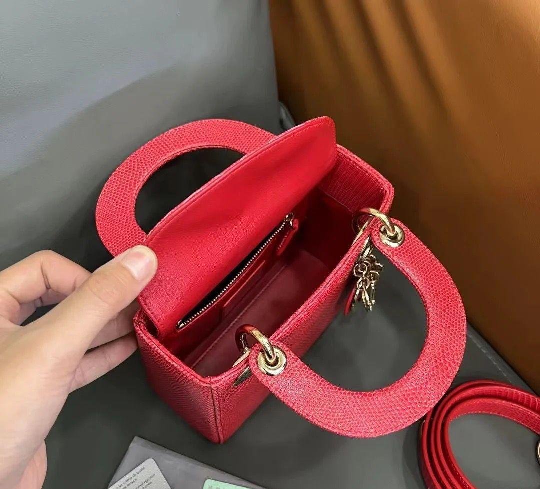 Bright Red 14x18cm Luxury Iconic Designer Bag - Image 2