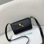 Bottega Veneta 9907 Crossbody Bag – Black, 22 cm