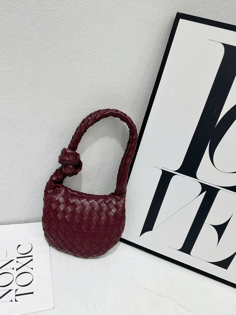 bottega-veneta-9910-3-mini-bag-burgundy-19-cm-1.jpg Bottega Veneta 9910-3 Mini Bag – Burgundy, 19 cm - Image 1