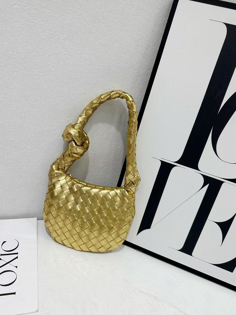 bottega-veneta-9910-3-shoulder-bag-metallic-gold-19-cm-1.jpg Bottega Veneta 9910-3 Shoulder Bag – Metallic Gold, 19 cm - Image 1