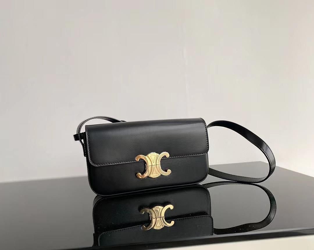 celine-9918-shoulder-bag-black-21-cm-1.jpg Celine 9918 Shoulder Bag – Black, 21 cm - Image 1