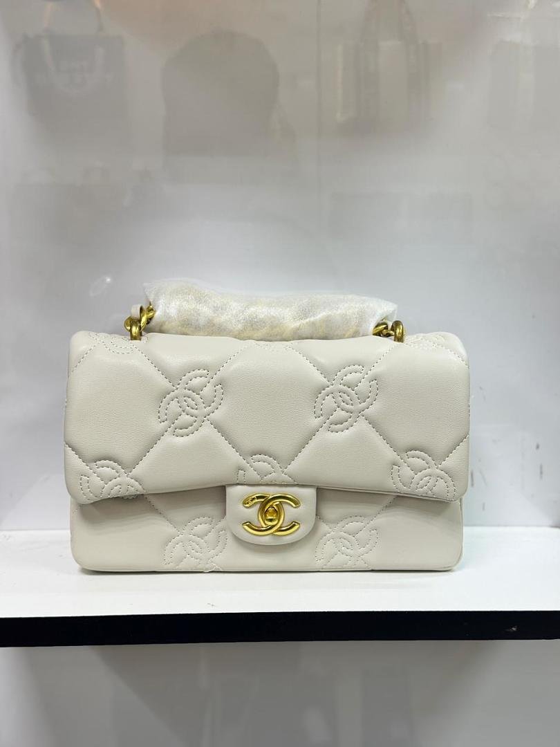 chanel-1112-c-shoulder-bag-ivory-26-cm-1.jpg Chanel 1112-C Shoulder Bag – Ivory, 26 cm - Image 1