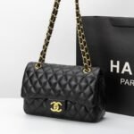 Chanel 1112 羊纹 Shoulder Bag – Black, 26 cm