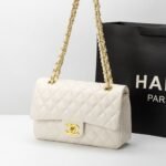 Chanel 1112 羊纹 Shoulder Bag – Ivory, 26 cm