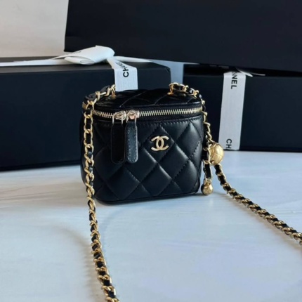 Chanel 2675 Crossbody Bag – Black, 10 cm