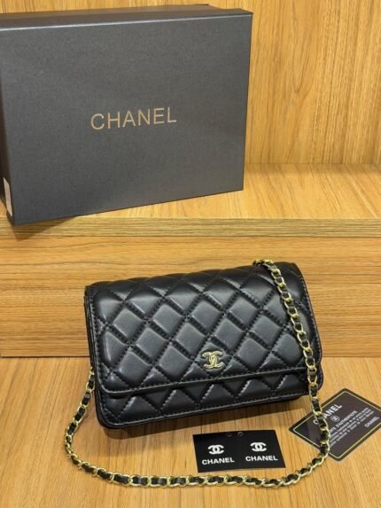 Chanel 33814 Wallet on Chain – Black, 19 cm