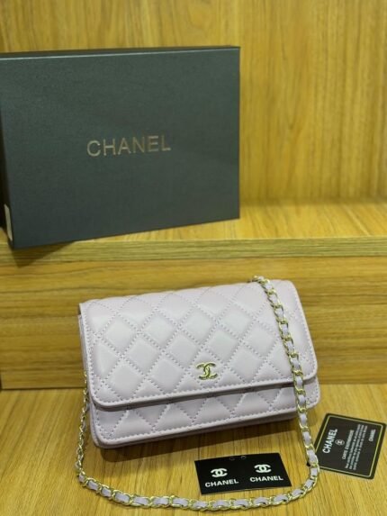 Chanel 33814 Wallet on Chain – Light Pink, 19 cm