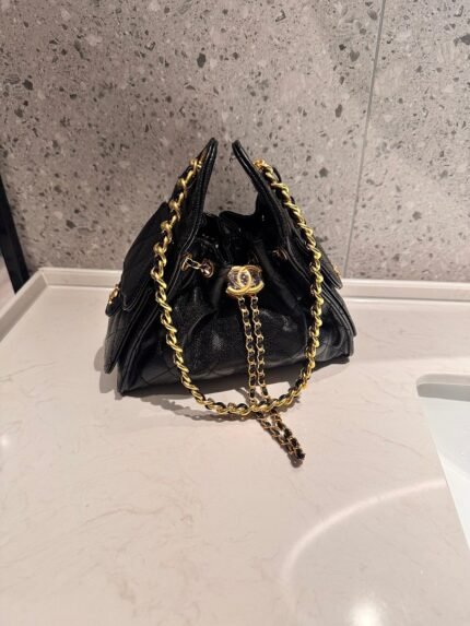 Chanel 5076 Bucket Bag – Black, 20 cm