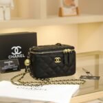 Chanel 8317 Crossbody Bag – Black, 17 cm