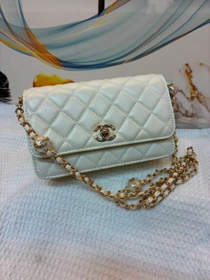 Chanel 8805 Wallet on Chain – Ivory, 19 cm