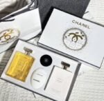 Chanel Gabrielle Cosmetic Gift Set - Image 2